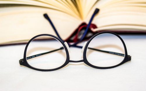 óculos | astigmatismo | Clinica Vivina Cabrita